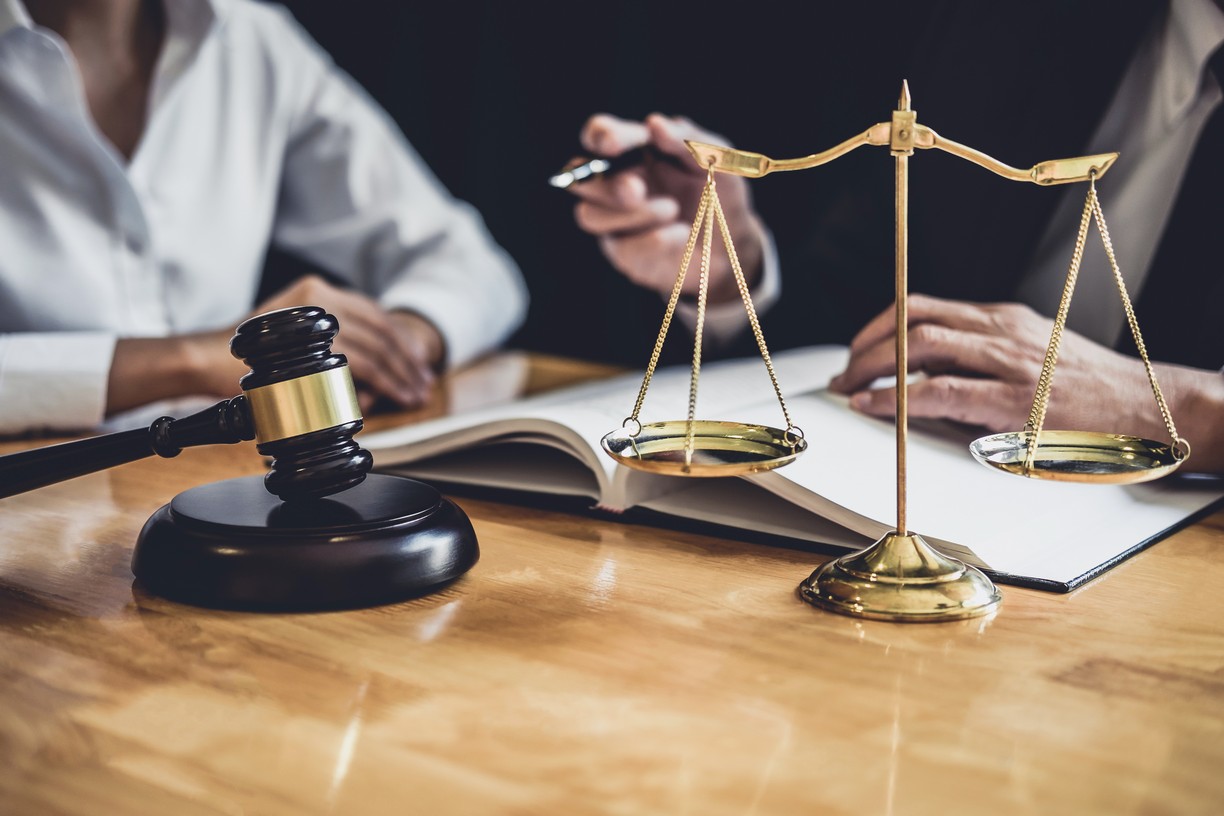 背信罪的構成要件是什麼？侵害配偶權會構成犯罪嗎？